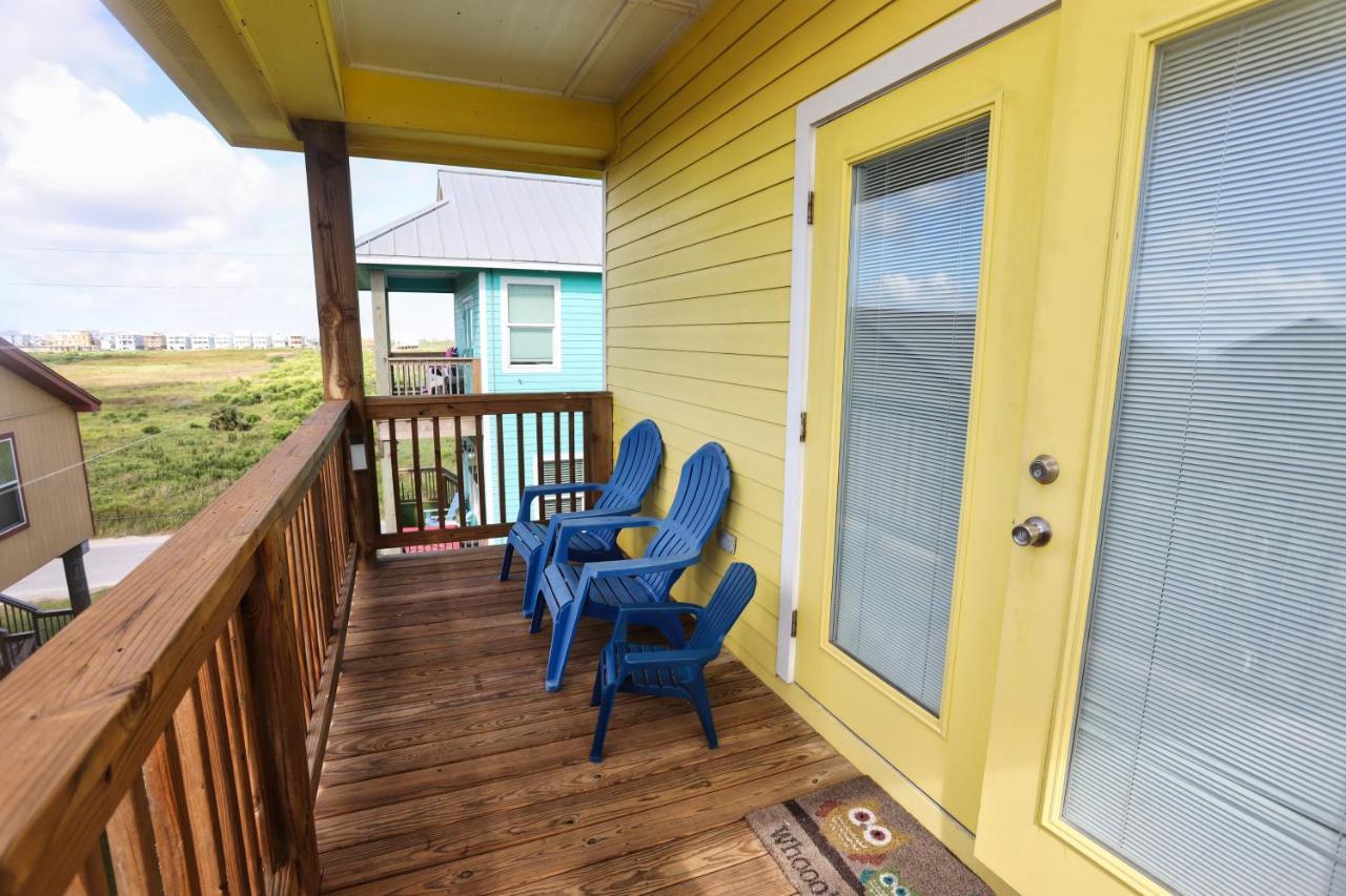 Yellow Beach Haven, Decks, Views, Mere Steps To Sand Galveston Exterior photo